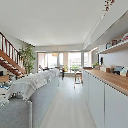 Apartment T3 Avec Vue Port, Dernier Etage A - Fr-1-826-8